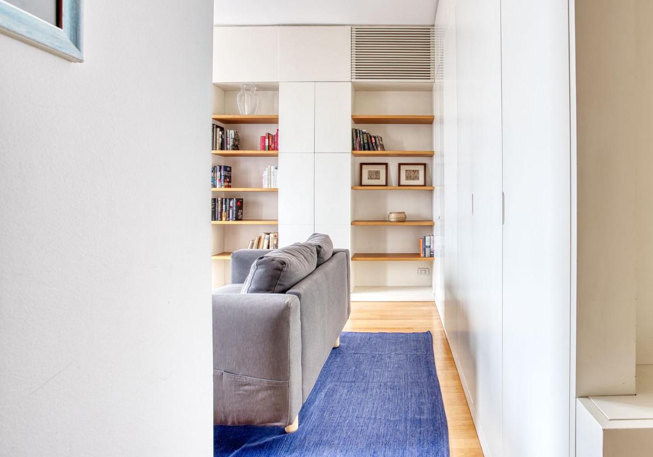 Joivy Vibrant Studio With Balcony Milano Exterior foto